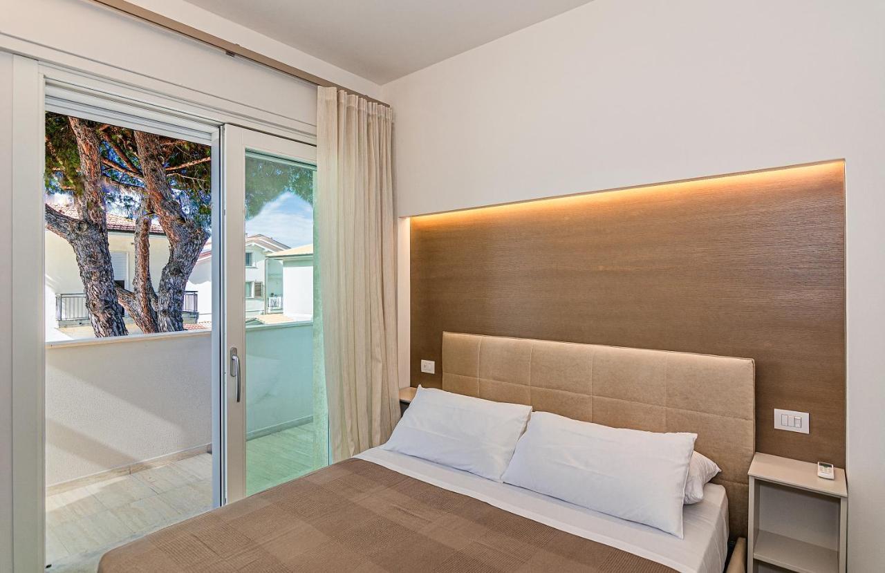 Sea Holidays Apartment Marina di Pietrasanta Bagian luar foto
