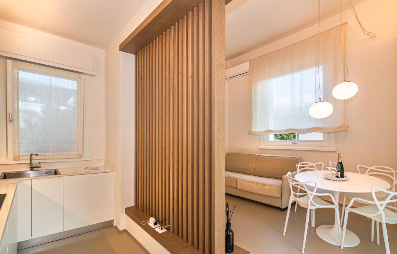Sea Holidays Apartment Marina di Pietrasanta Bagian luar foto
